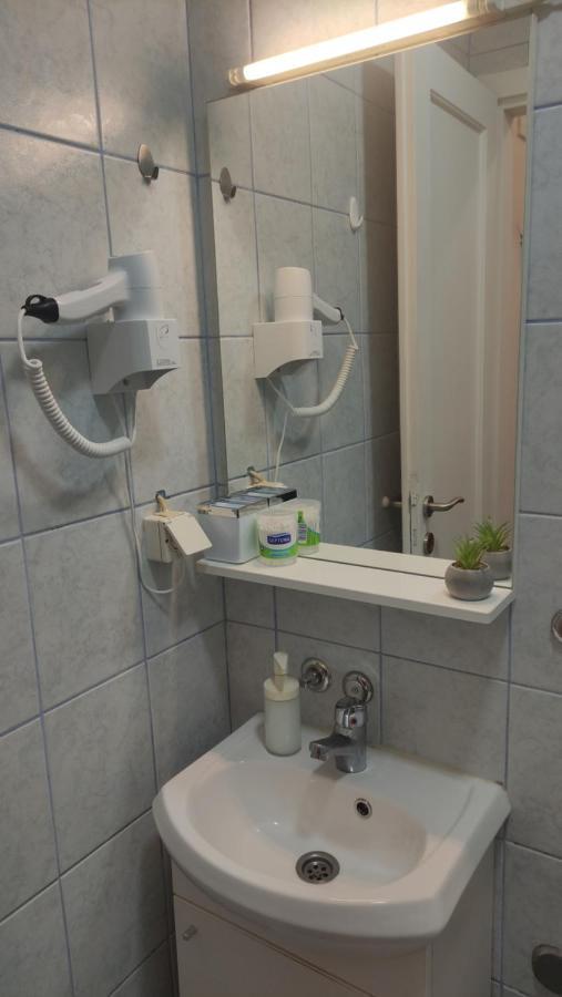 Mona Blue Apartment Sarajevo Ngoại thất bức ảnh