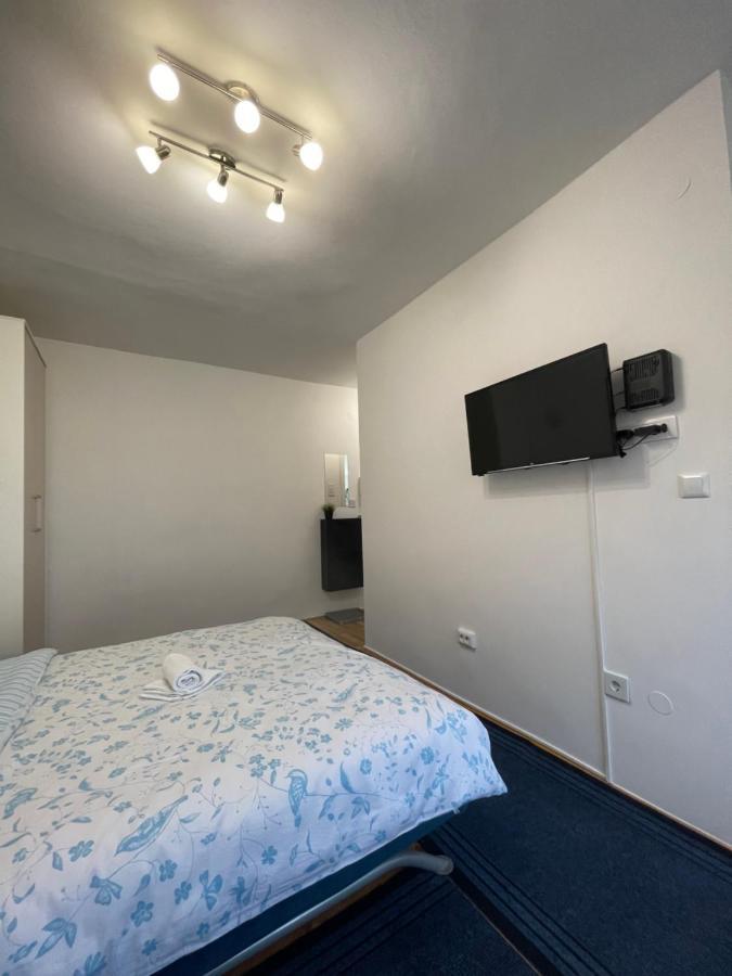 Mona Blue Apartment Sarajevo Ngoại thất bức ảnh