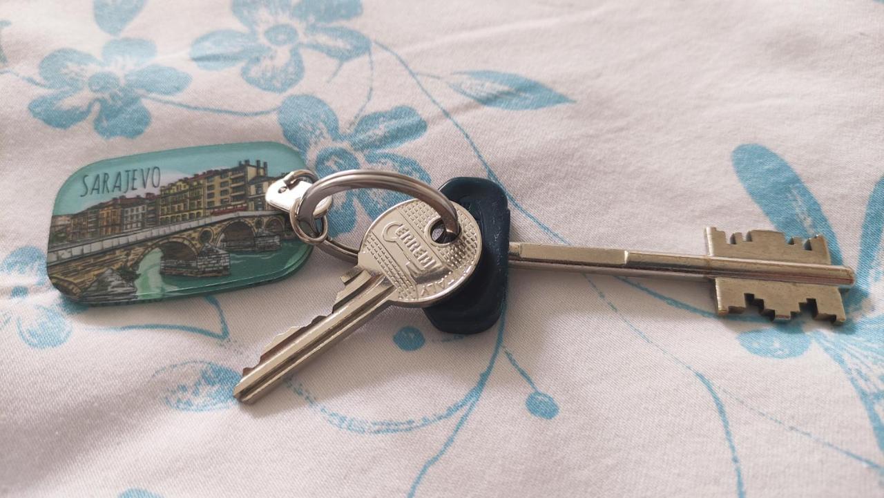 Mona Blue Apartment Sarajevo Ngoại thất bức ảnh