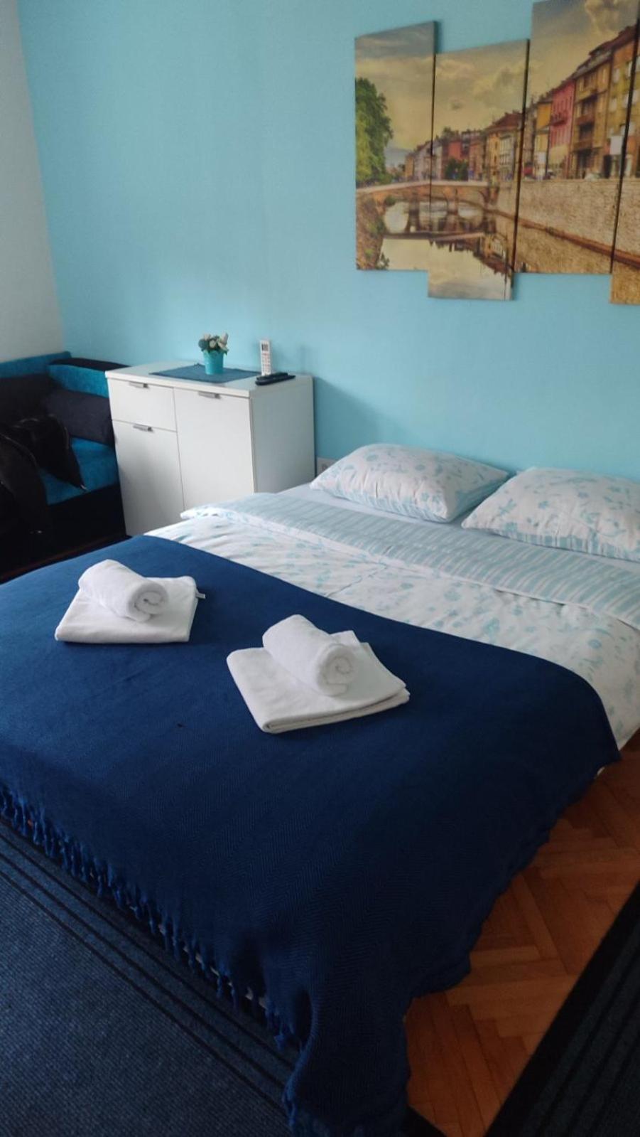 Mona Blue Apartment Sarajevo Ngoại thất bức ảnh