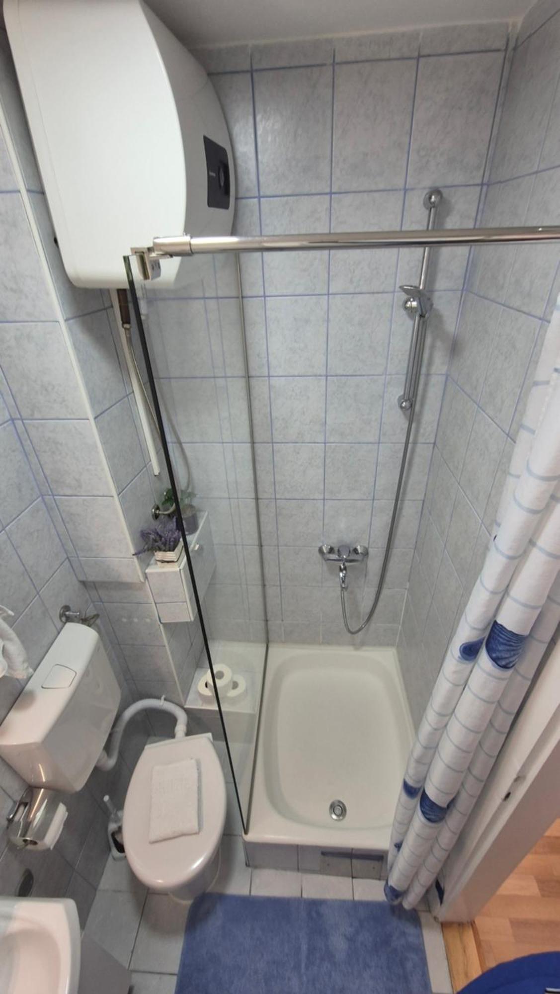 Mona Blue Apartment Sarajevo Ngoại thất bức ảnh